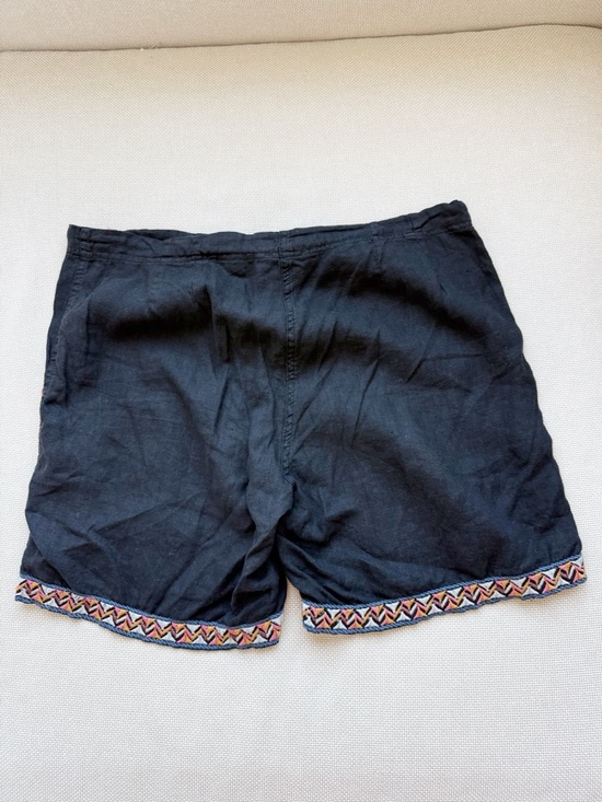 Johnny Was Black Linen Embroidered Floral Drawstring Shorts - Picture 3 of 8
